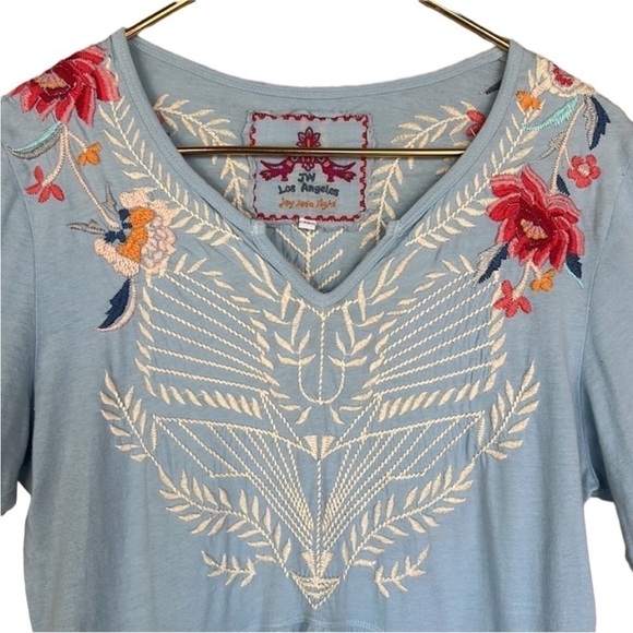 Johnny Was Tops - Johnny Was Floral Embroidered Short Sleeve V-Neck Top